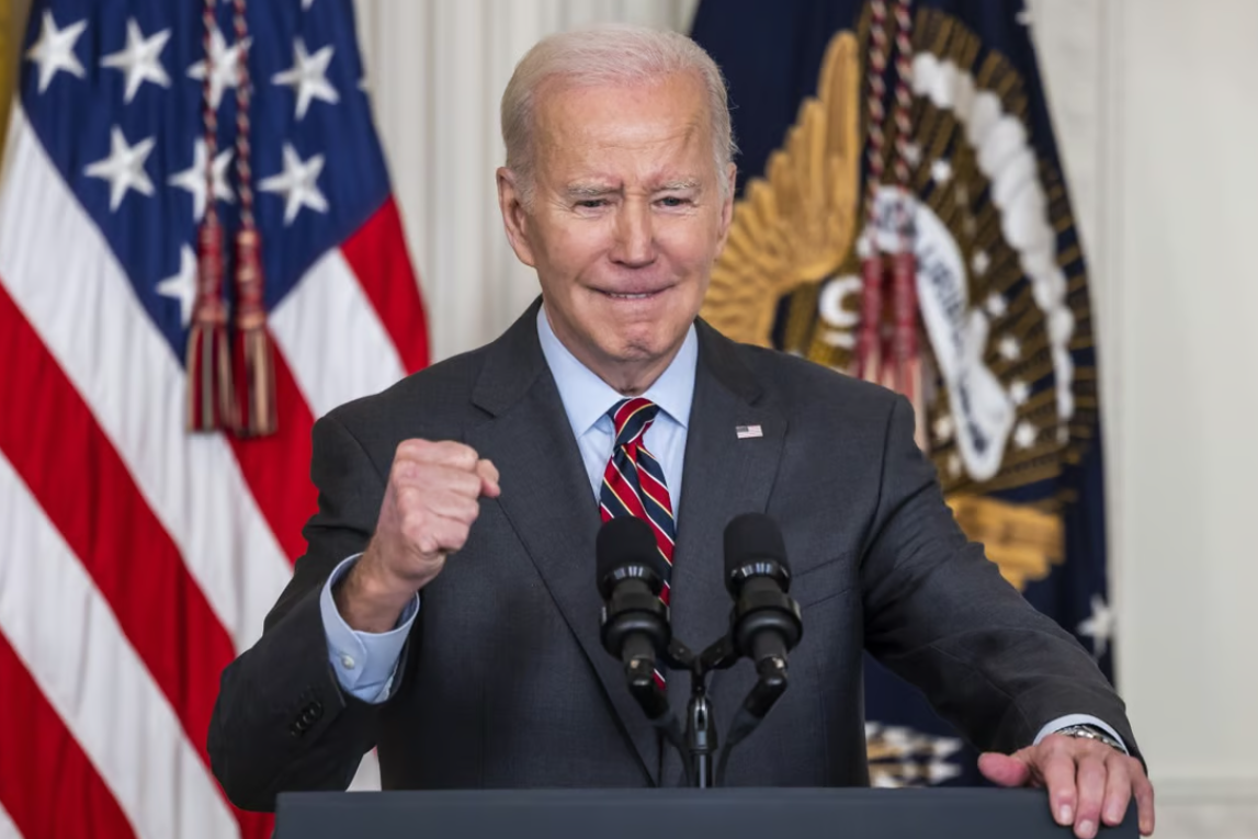 Biden pilnie przeznaczył 50 mln dolarów na uruchomienie w USA i Kanadzie produkcji płytek drukowanych dla elektroniki wojskowej