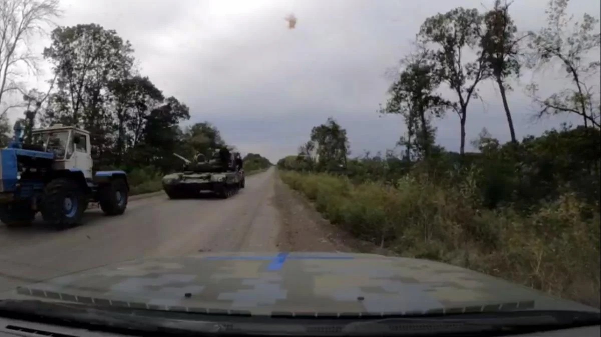 "Traktorowcy" wracają do akcji: Ukraińcy trofili rosyjski czołg T-72B3 (wideo)