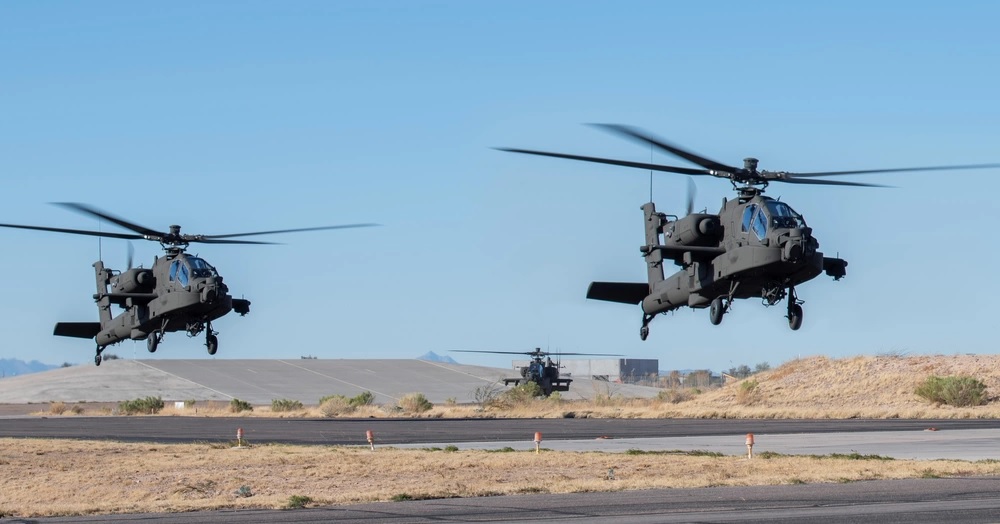 Boeing będzie drukował w 3D komponenty do śmigłowców szturmowych AH-64 Apache