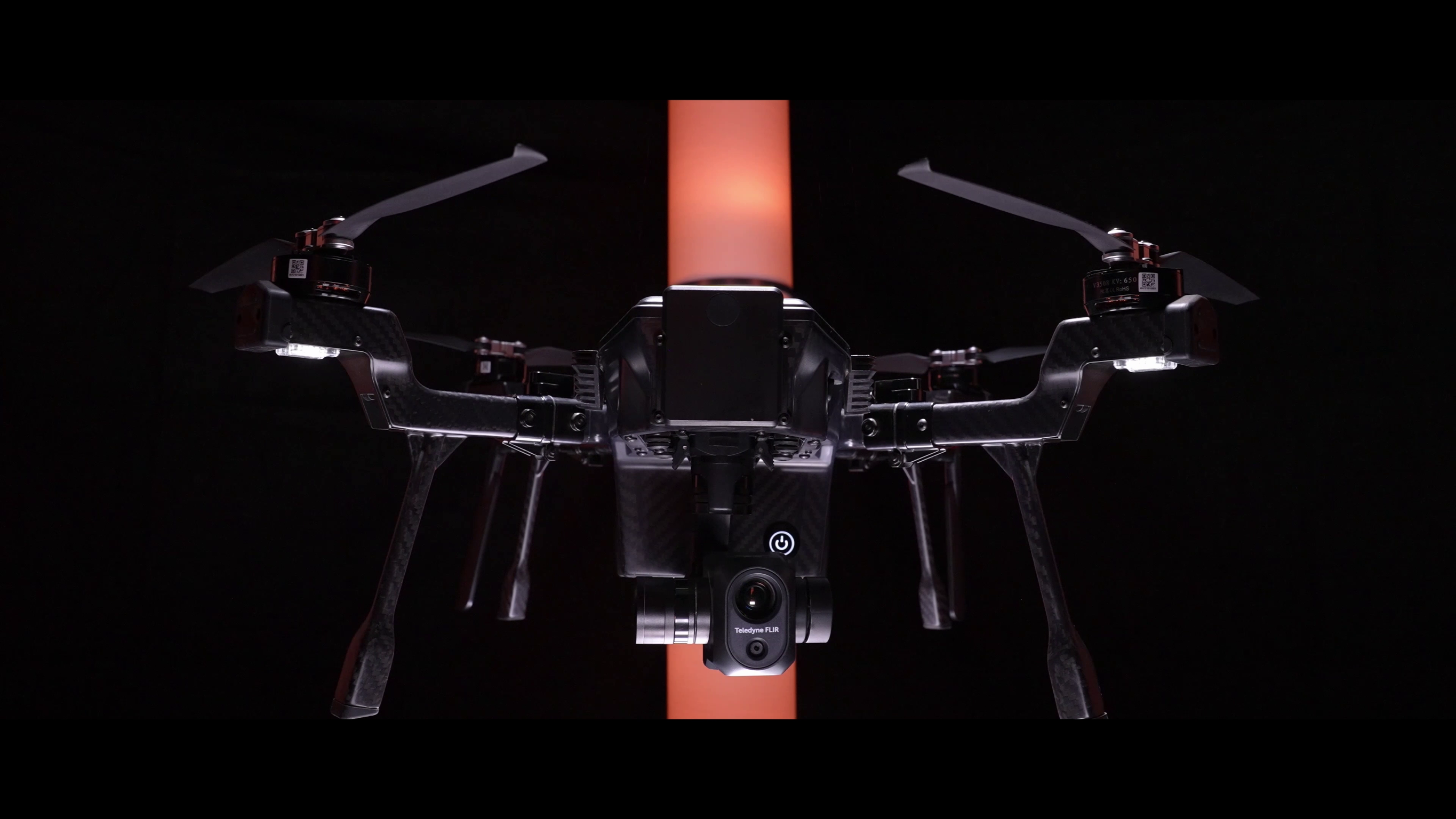Teledyne odsłania drona SIRAS z 128-krotnym zoomem i kamerą termowizyjną (640 x 512) za 10 000 dolarów
