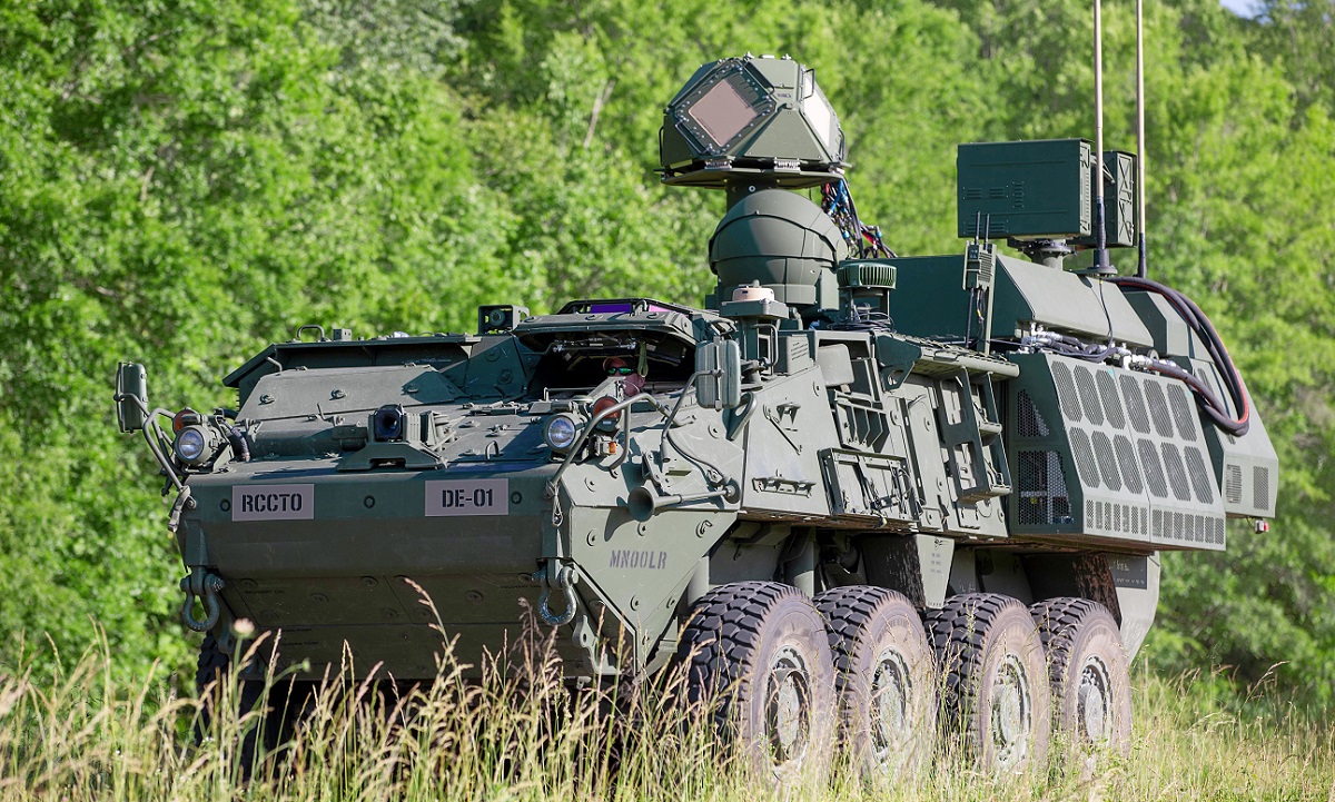 Transportery opancerzone Stryker otrzymają broń laserową DE M-SHORAD o mocy 50 W do niszczenia pocisków rakietowych, samolotów, helikopterów i dronów.