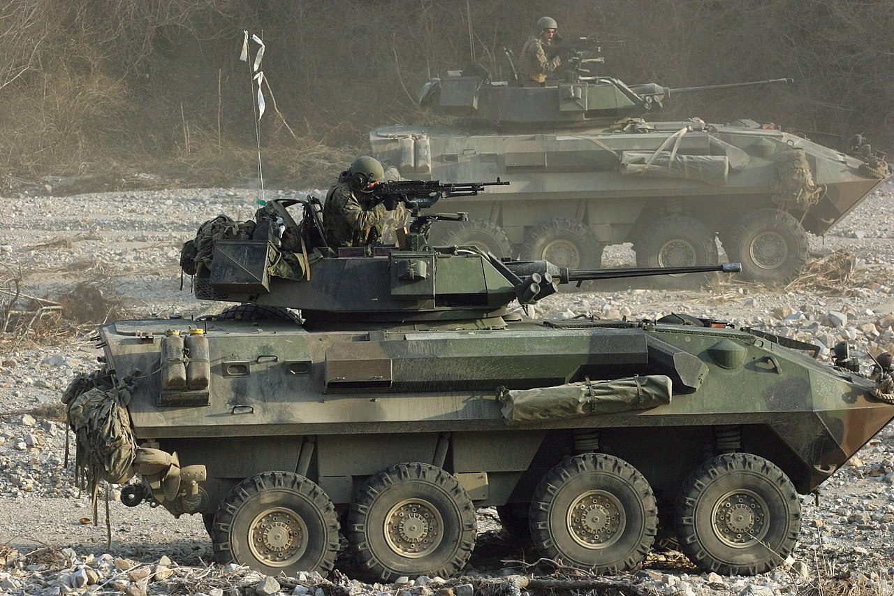 Kanada wyśle ​​na Ukrainę 39 lekkich pojazdów opancerzonych LAV II ACSV