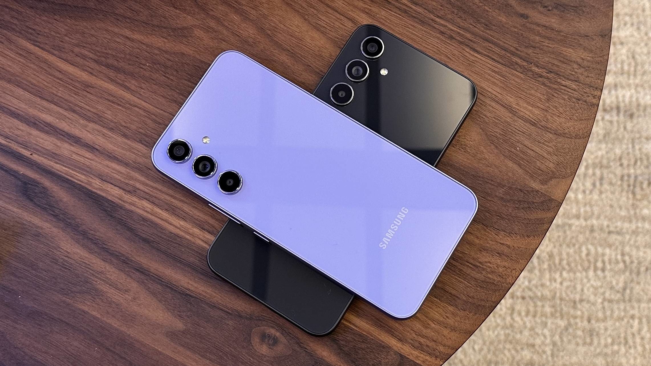 Galaxy A54 otrzyma aktualizację zabezpieczeń we wrześniu 2024 r. w USA