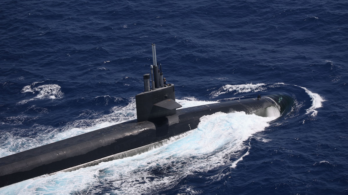 Pentagon pokazał bardzo rzadkie wideo przedstawiające okręt podwodny o napędzie nuklearnym USS Maine (SSBN 741) wyposażony w pociski nuklearne Trident II o zasięgu wystrzeliwania 12 000 km