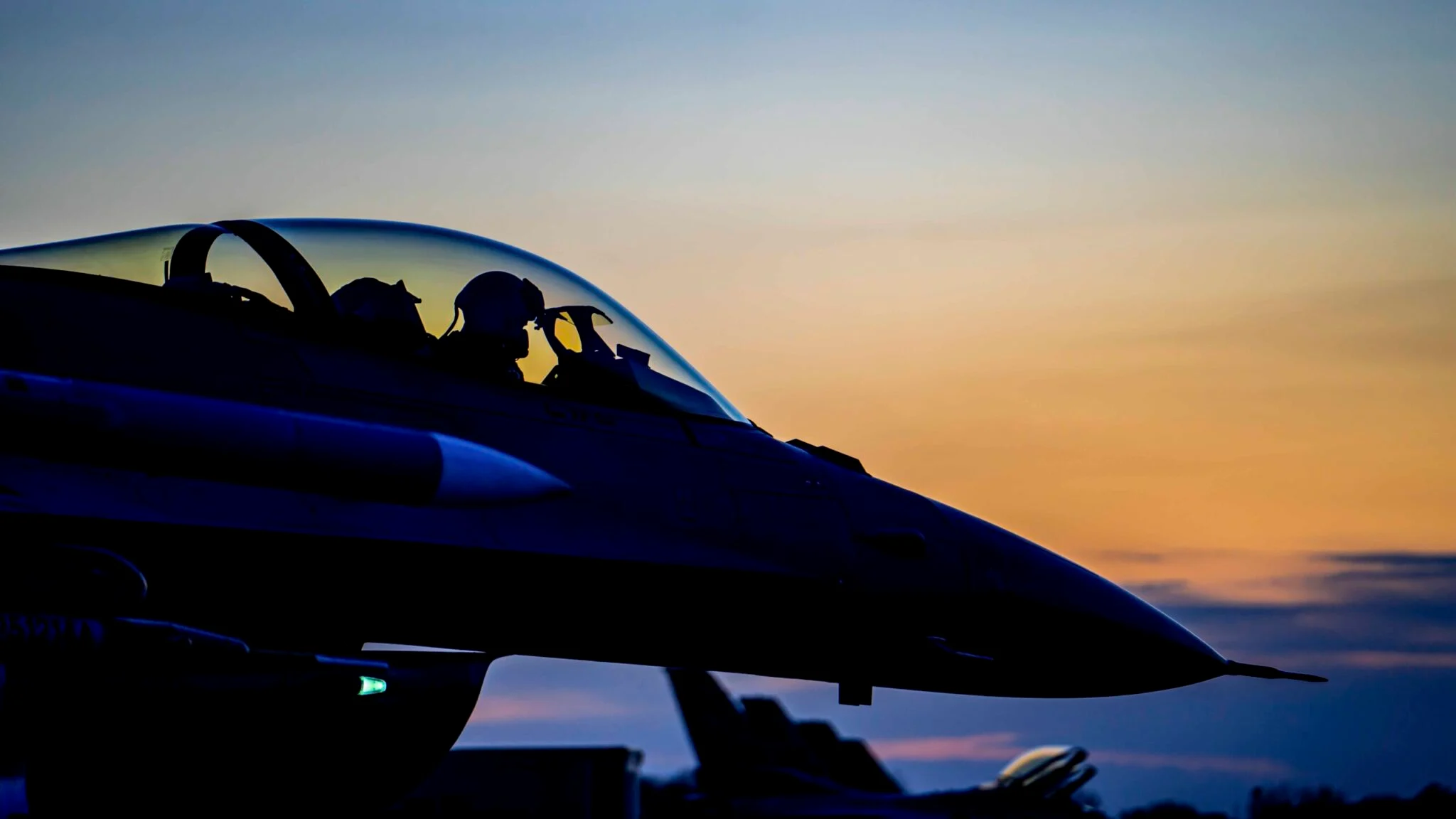 Biden zatwierdza szkolenie ukraińskich pilotów na myśliwcach F-16 Fighting Falcon