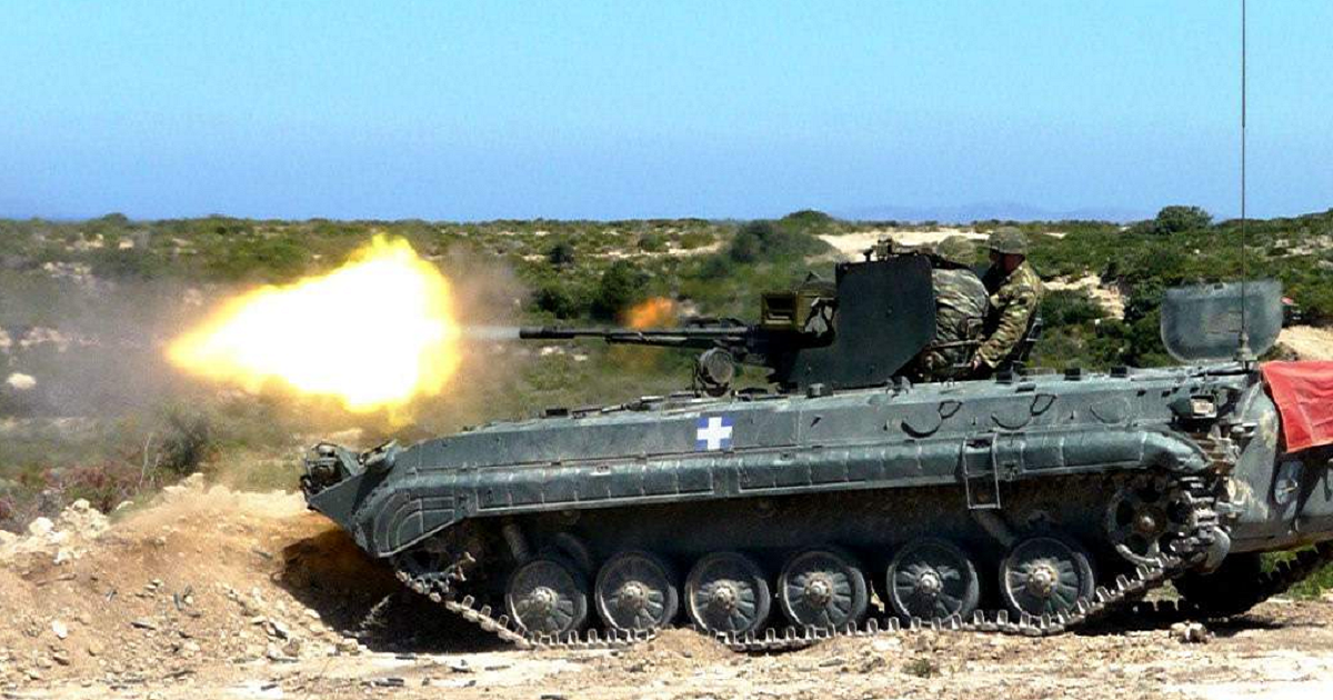 Grecja rozpoczyna wysyłanie na Ukrainę bojowych wozów piechoty BMP-1A1 Ost