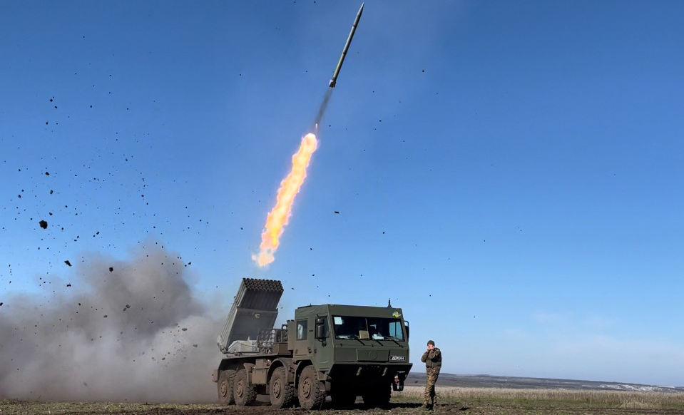 Czescy wolontariusze zbierają 2,25 mln dolarów na systemy rakietowe RM-70 Vampire z 365 pociskami dla ukraińskich sił zbrojnych