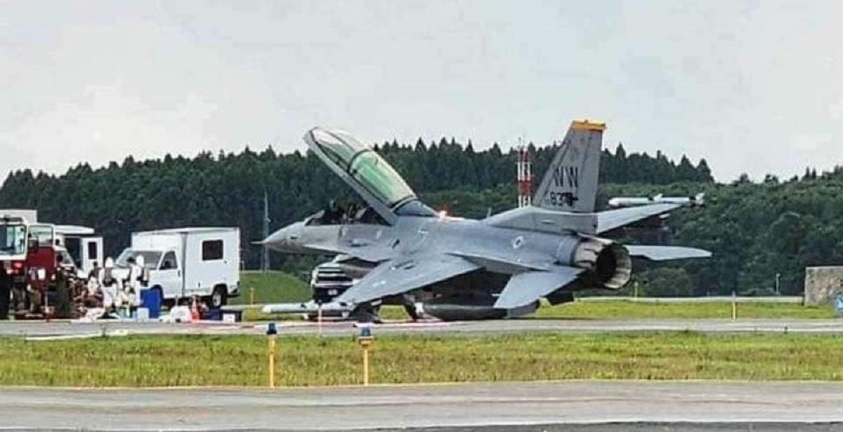 Siły Powietrzne Stanów Zjednoczonych prowadzą dochodzenie w sprawie awarii myśliwca F-16D Fighting Falcon w bazie lotniczej w Japonii