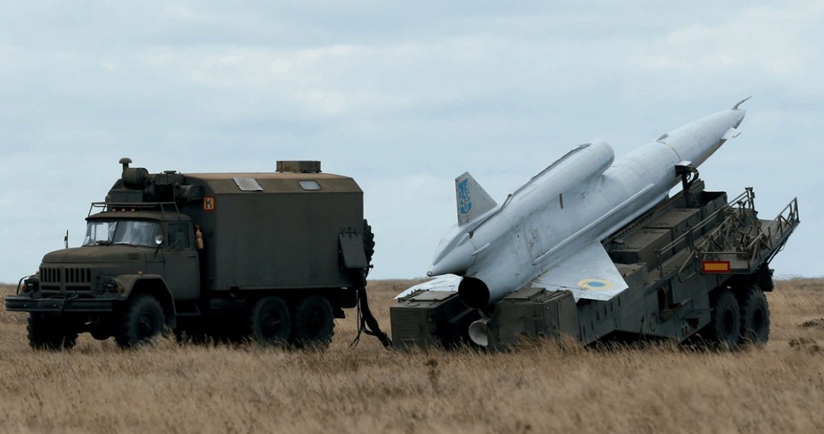 Ukraina oficjalnie potwierdziła wykorzystanie dronów Tu-141 do namierzania bombowców jądrowych Tu-95MS i Tu-22M3 na terytorium Rosji.