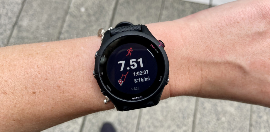 Garmin Forerunner 255: Aktualizacja 20.29 poprawia wydajność baterii, ale pojawiają się nowe problemy