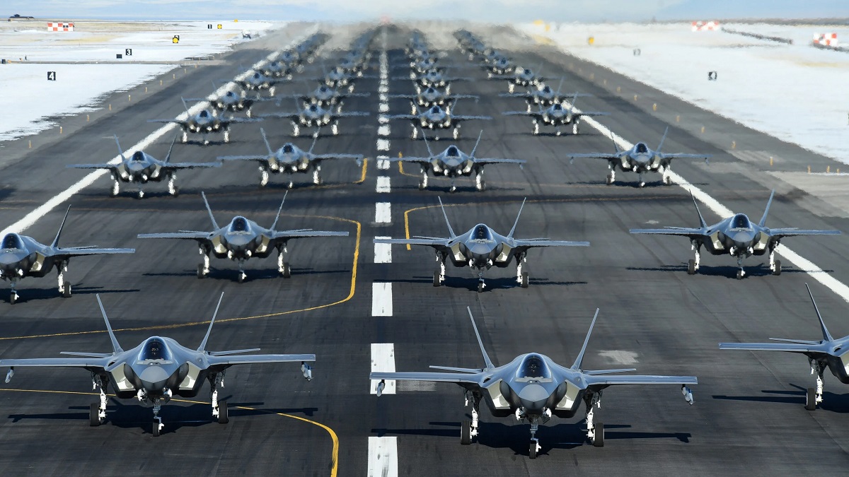 Lockheed Martin może dostarczyć nie więcej niż 780 myśliwców piątej generacji F-35 Lightning II w latach 2026-2030.