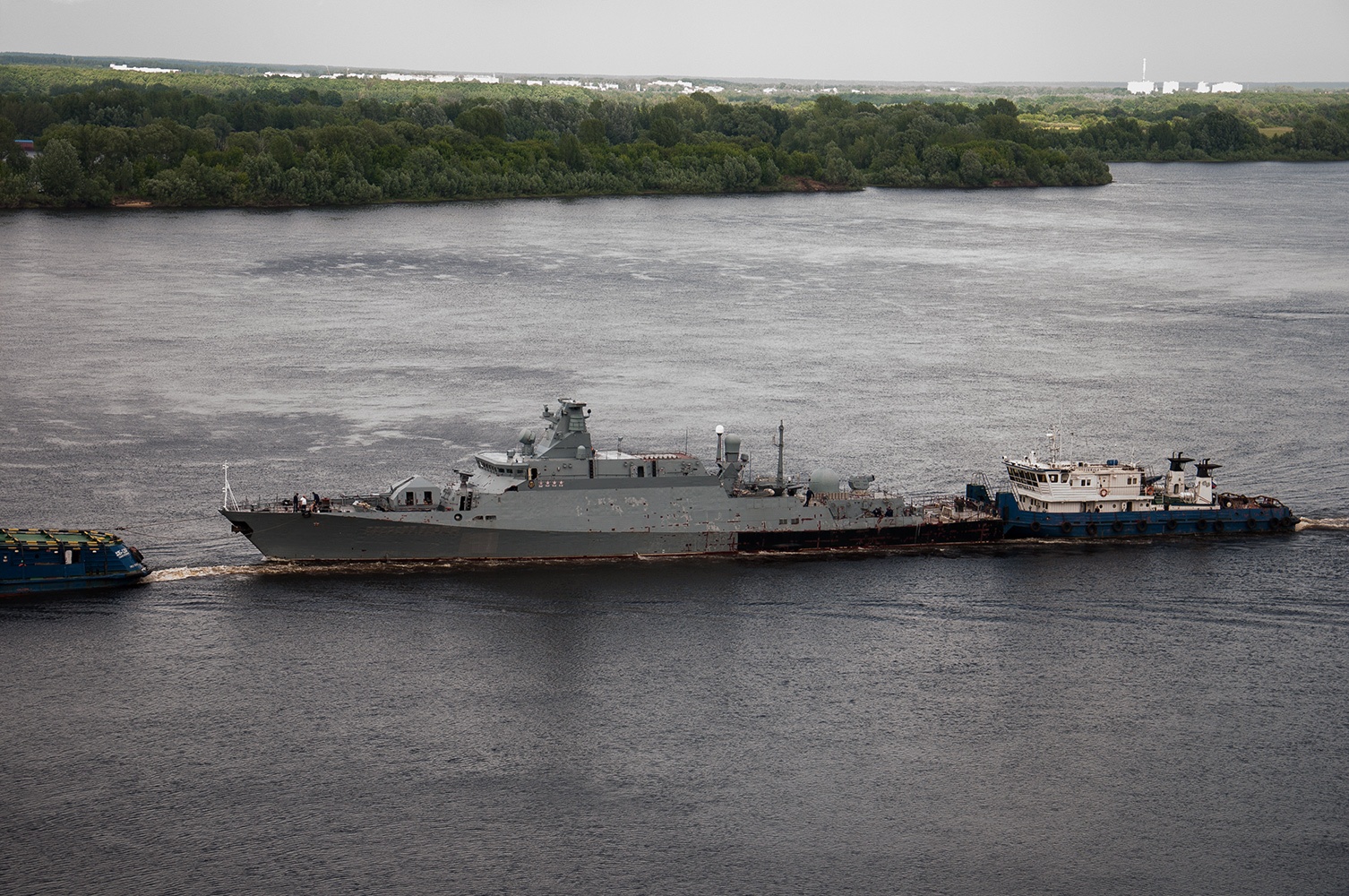 Siły Zbrojne Ukrainy zestrzeliły rosyjski okręt wojskowy z pociskami Kalibr - został już odholowany do Rosji