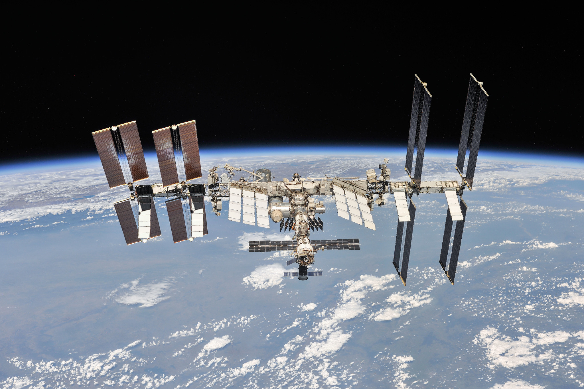 NASA, ESA, Japonia i Kanada będą korzystać z ISS do 2030 roku, potem zatopią stację w oceanie