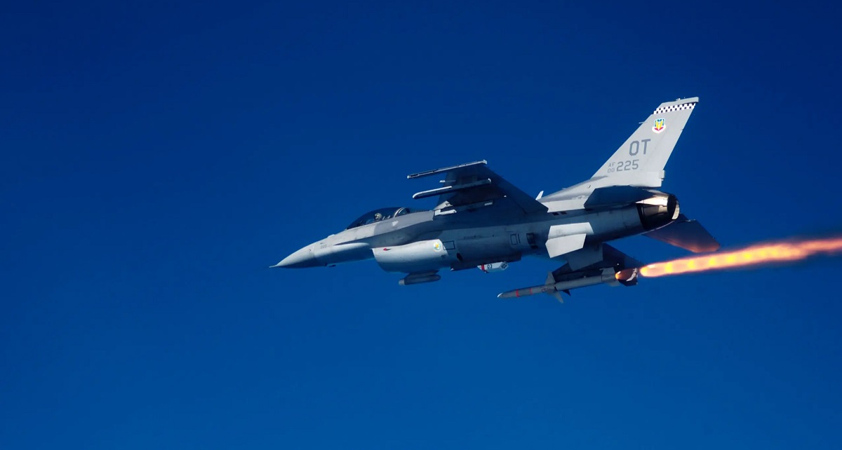 Dostawa myśliwców F-16 Fighting Falcon do Wietnamu będzie największym transferem broni w historii między byłymi przeciwnikami z czasów zimnej wojny
