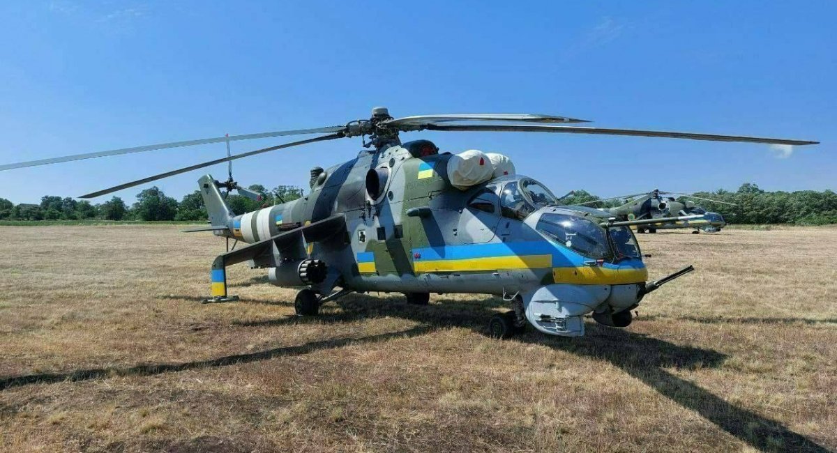 Siły Powietrzne Ukrainy pokazały spektakularne wideo ze śmigłowcami szturmowymi Mi-24V i Mi-17