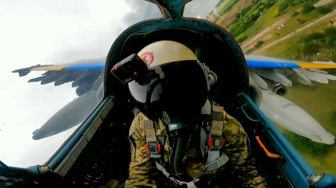Siły Zbrojne Ukrainy pokazały spektakularne ujęcia ukraińskiego lotnictwa na niebie