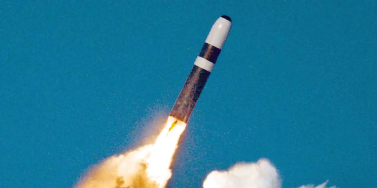Northrop Grumman tworzy 2000. silnik dla międzykontynentalnych rakiet balistycznych Trident II z głowicami nuklearnymi i zasięgiem startu ponad 12 000 km.