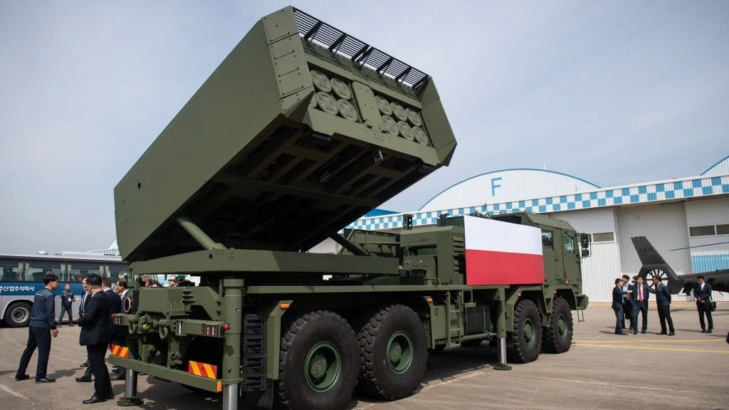 Republika Korei wysyła do Polski pierwszy system rakietowy K239 Chunmoo o maksymalnym zasięgu 290 km