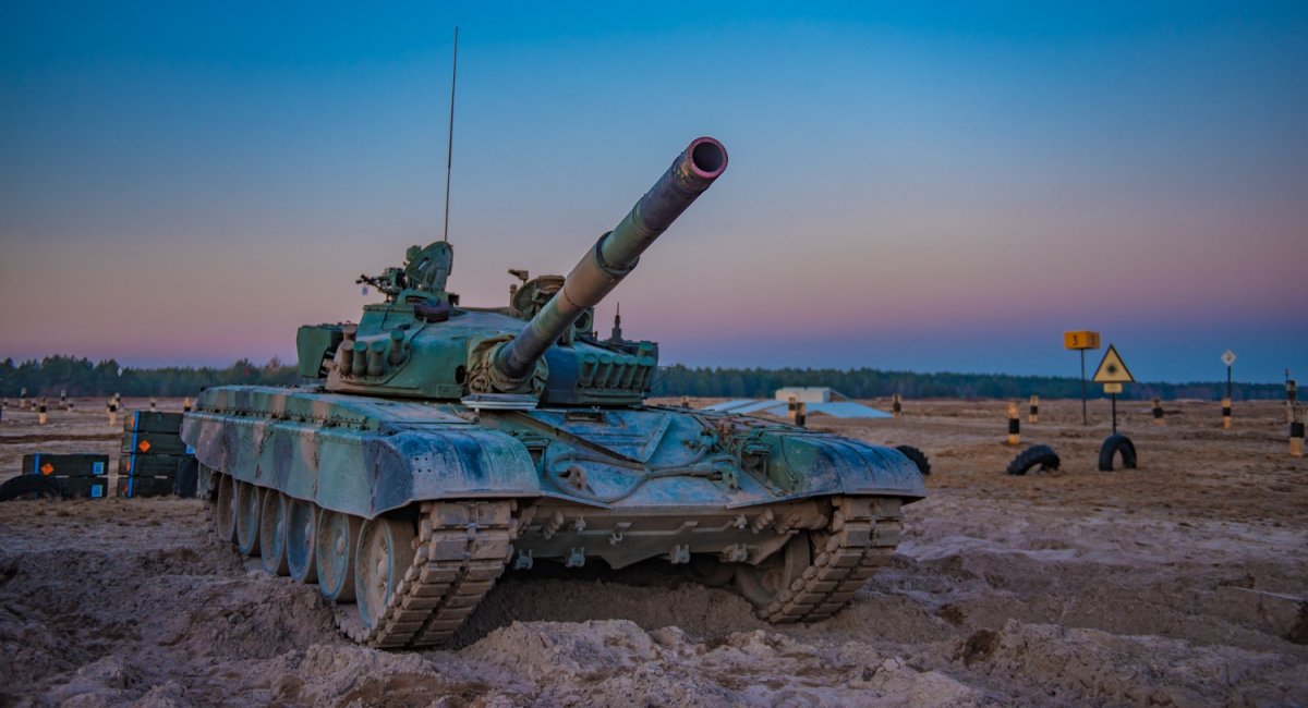 Na froncie zauważono kolumnę czołgów T-72M1 i T-72M1R, które przybyły na Ukrainę z Polski