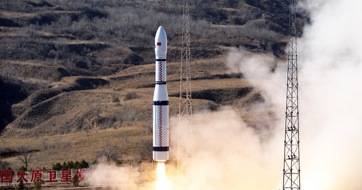 Chiny przetestowały najpotężniejszy na świecie silnik rakietowy dla rakiet księżycowych i marsjańskich
