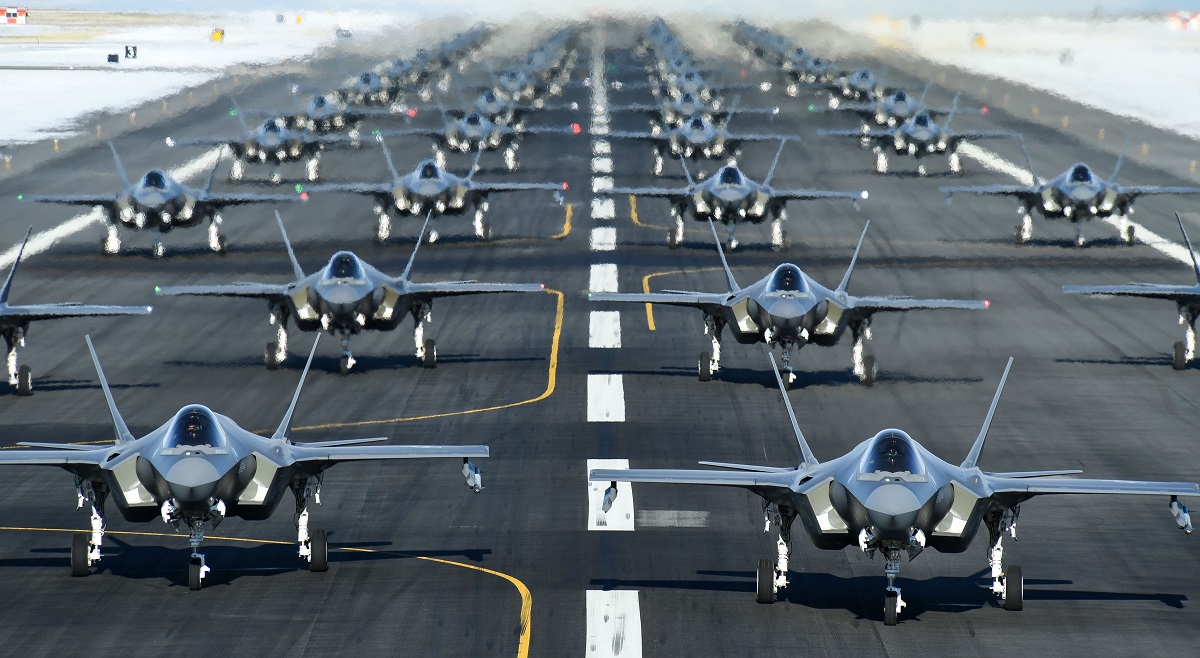 Lockheed Martin i Niemcy podpisały pierwszy kontrakt w ramach wartego 9 miliardów dolarów programu zakupu myśliwców piątej generacji F-35 Lightning II.