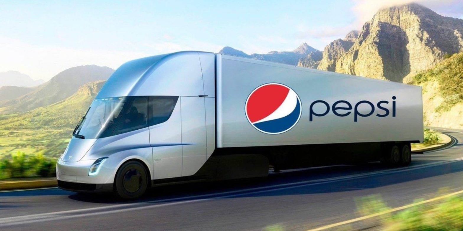 Ciężarówki Tesla Semi z napojem gazowanym Pepsi przejadą tylko 160 km, a z chipsami Lay's 684 km