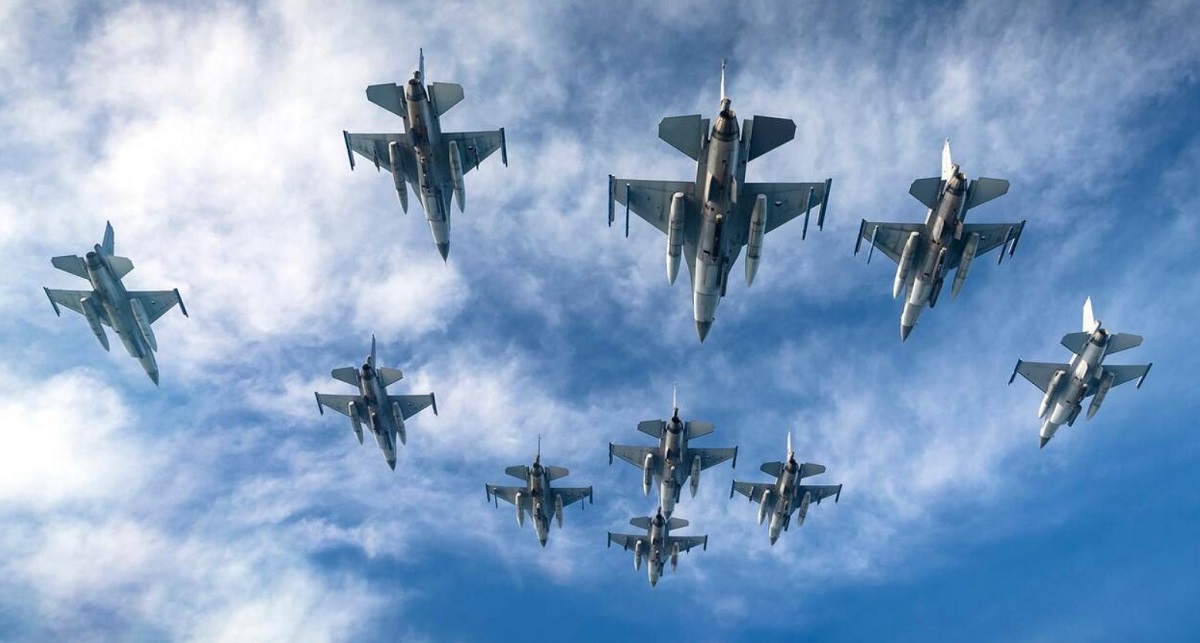 Lockheed Martin może otworzyć na Ukrainie centrum szkolenia i konserwacji amerykańskich myśliwców F-16 Fighting Falcon.