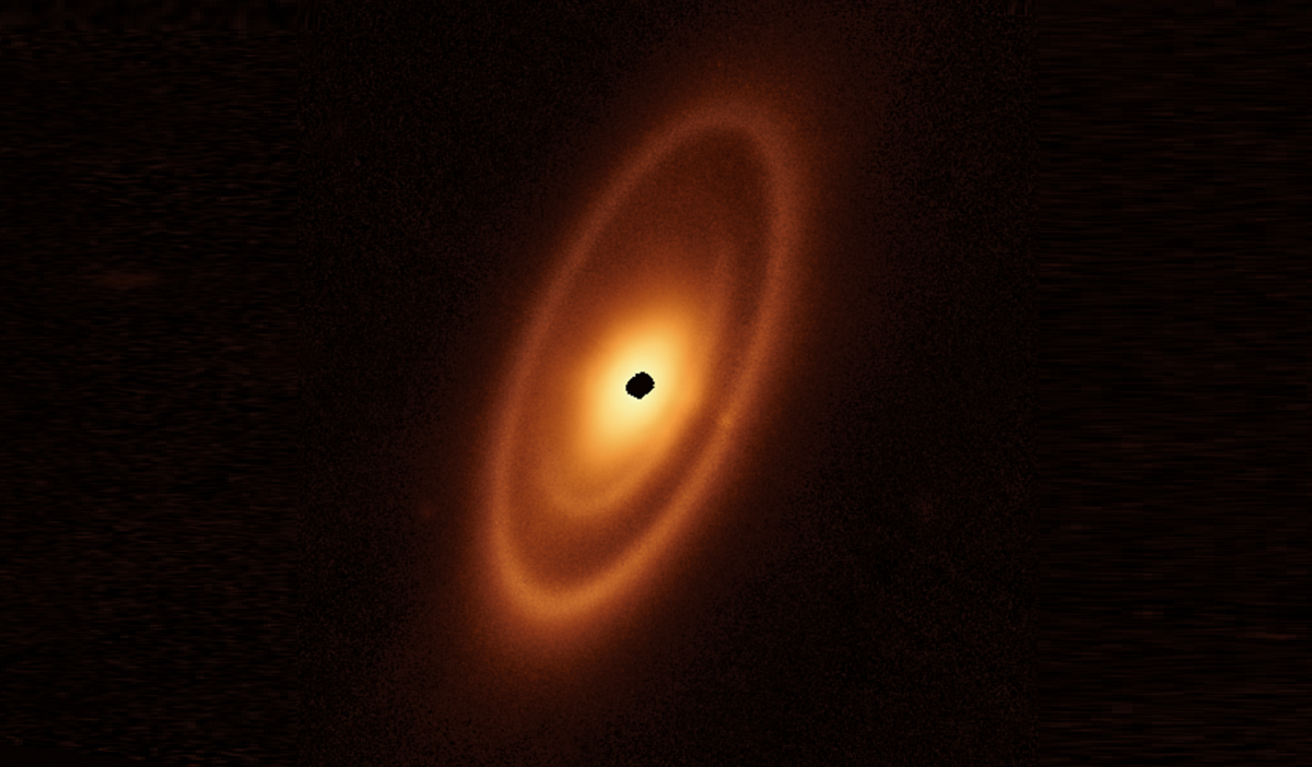 James Webb odkrył planety w pobliżu najbliższej Ziemi młodej gwiazdy, Fomalgaut