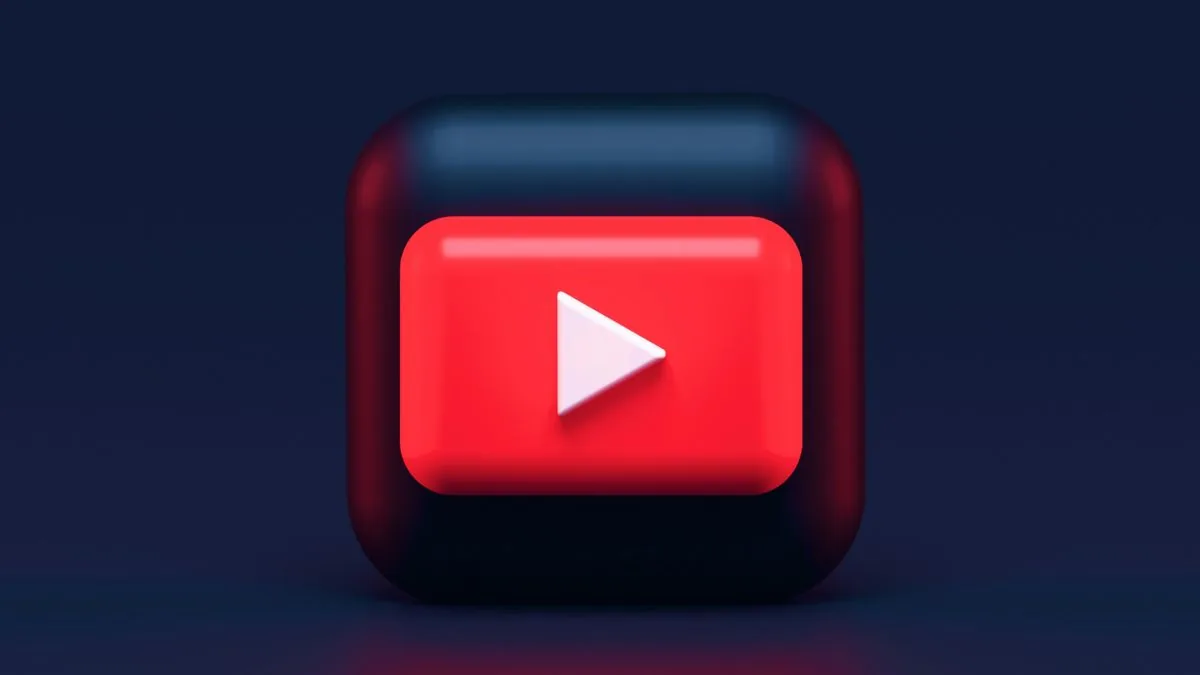 YouTube utrudnił oglądanie filmów podczas korzystania z blokerów reklam, wstawiając czarny ekran w miejsce reklam.