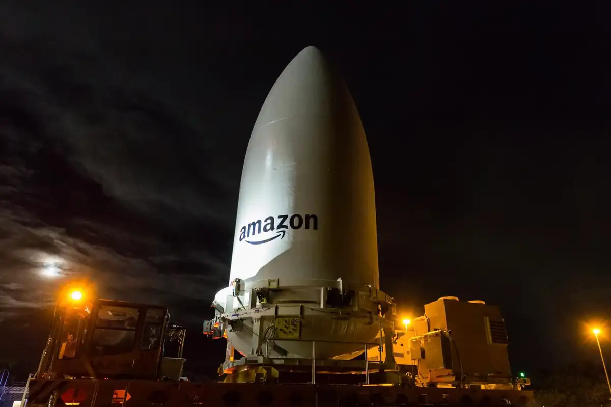Amazon wyśle jutro w kosmos pierwsze satelity internetowe Project Kuiper, aby konkurować ze SpaceX Starlink