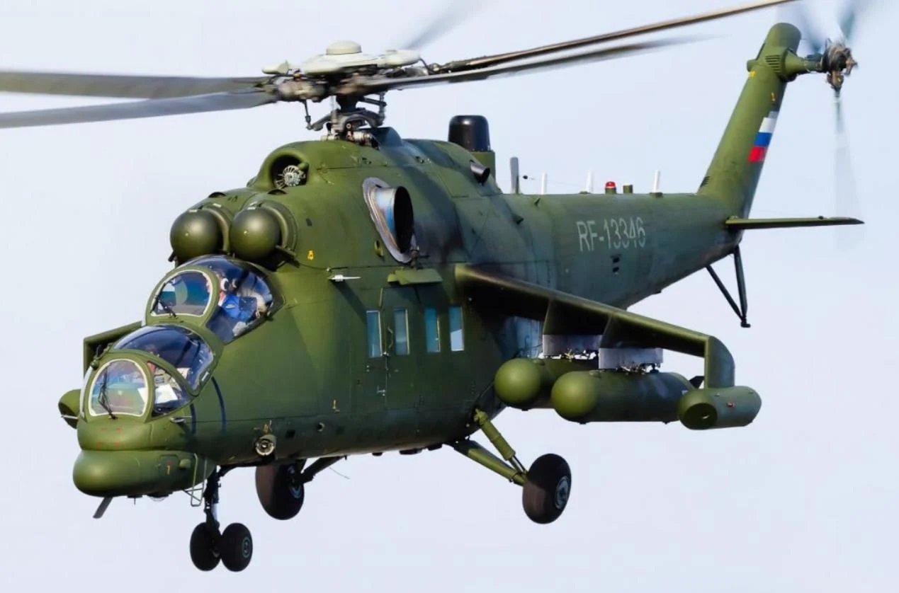 Siły Zbrojne Ukrainy zestrzeliły unikalny rosyjski śmigłowiec Mi-35MS do transportu VIP-ów (zdjęcie)