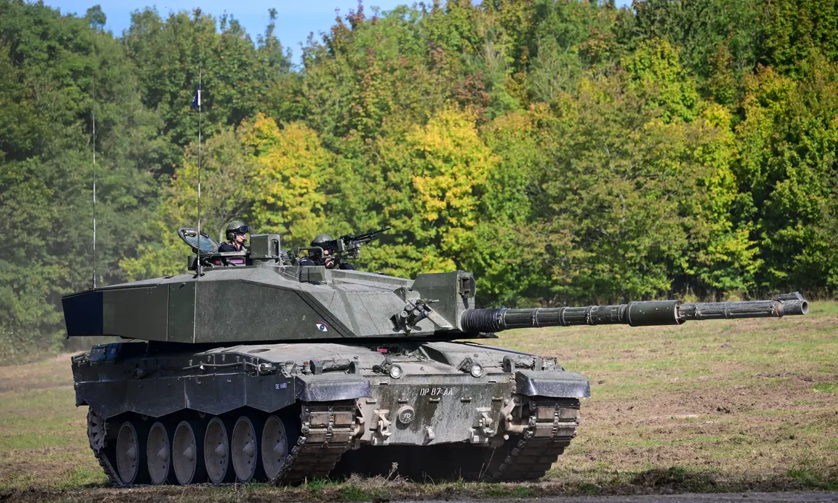 Wielka Brytania wysyła na Ukrainę wszystkie obiecane czołgi Challenger 2