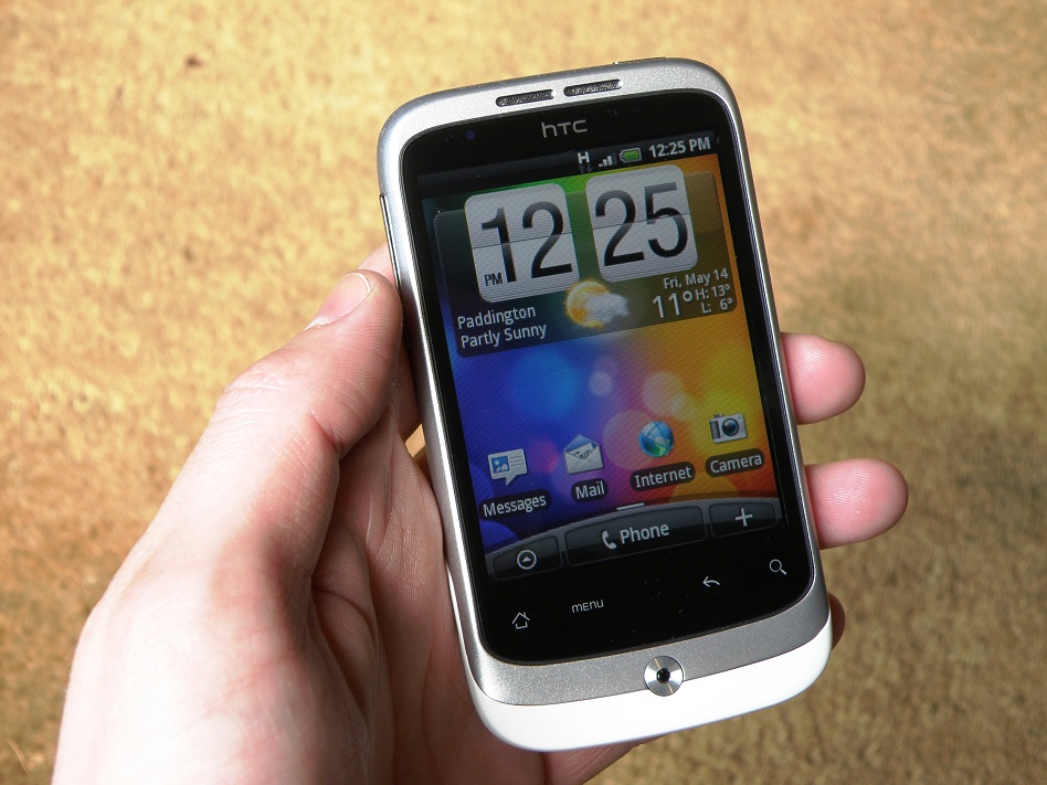 HTC przywraca 9-letnią linię smartfonów