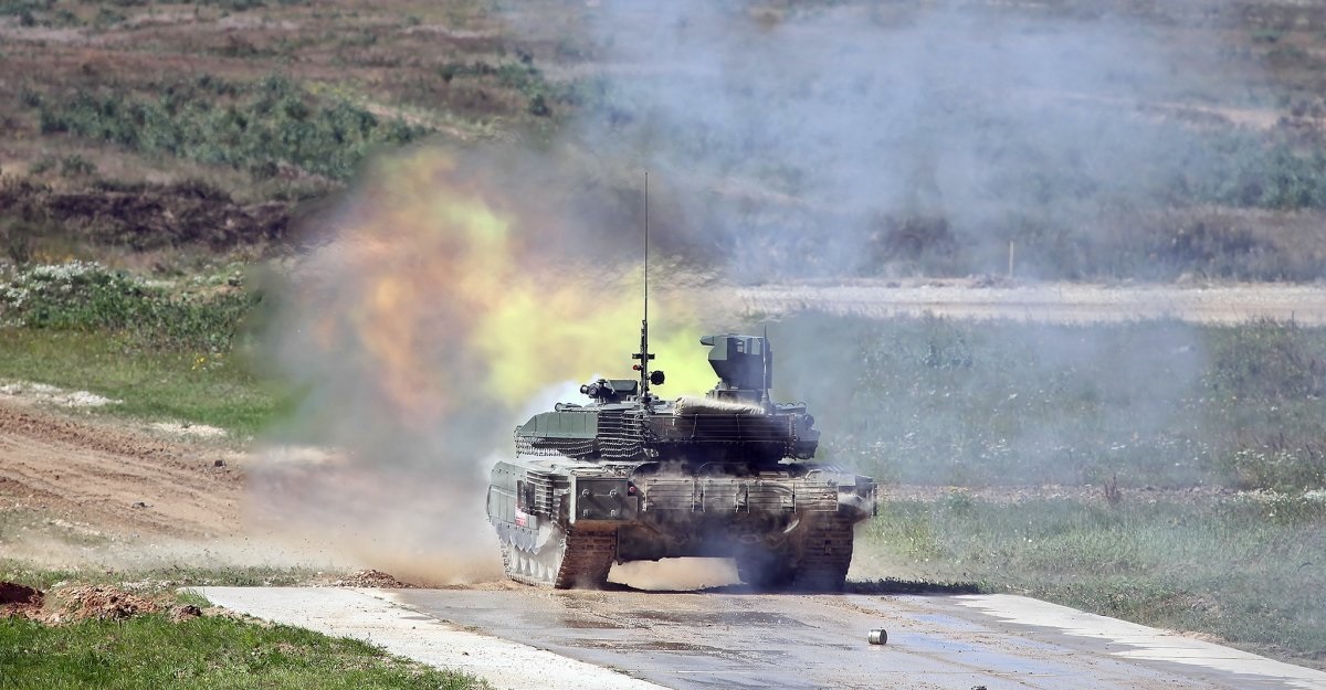 Rosjanie przestraszeni, że wojsko USA pozna wszystkie tajemnice ultranowoczesnego czołgu T-90M "Przełom"