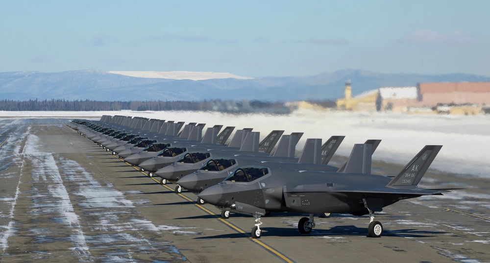USA wysyłają pierwsze w historii odrzutowce myśliwskie F-35 Lightning II do bazy wojskowej na Grenlandii