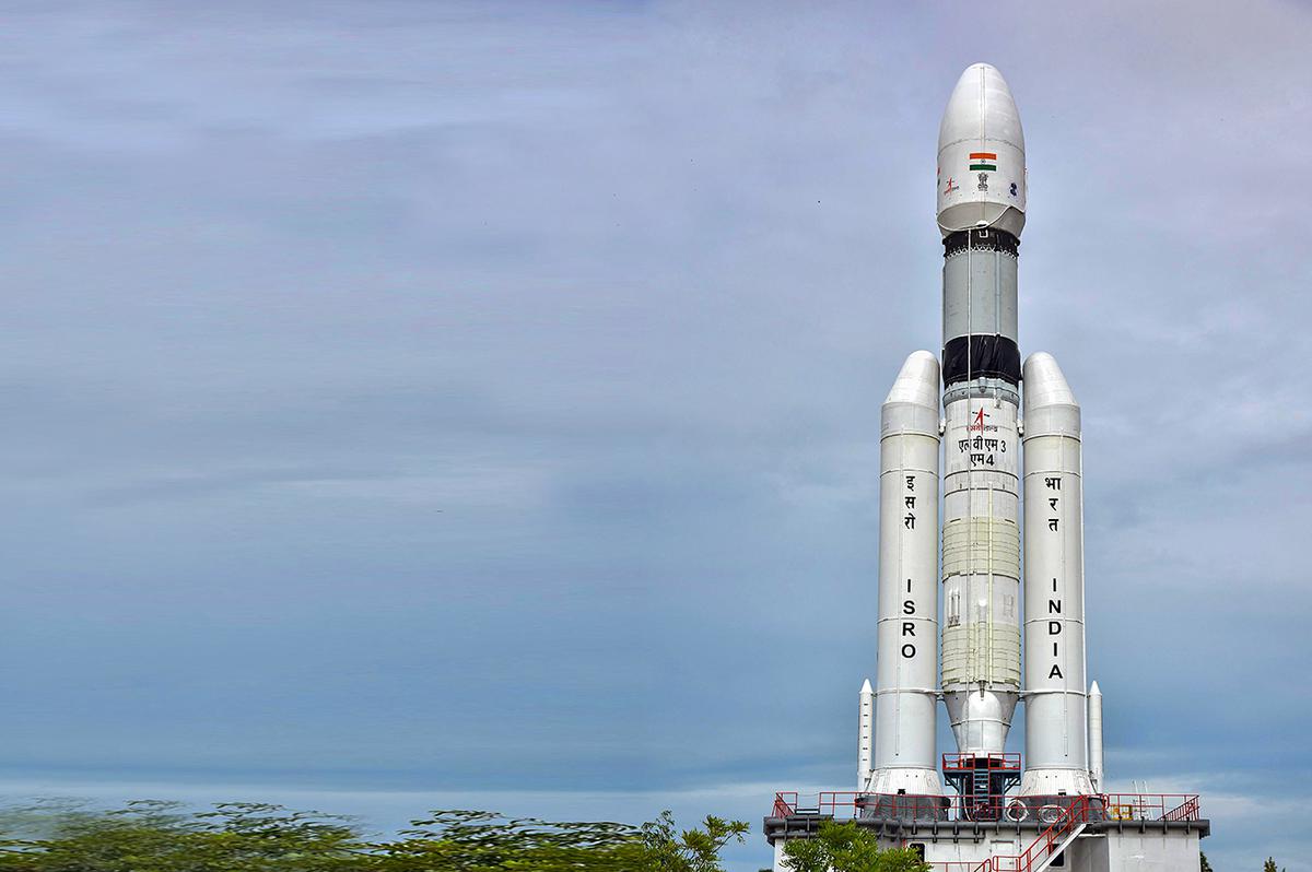 Indie miały 75 milionów dolarów na misję lądowania na Księżycu Chandrayaan-3 - Rosja wydała 130 milionów dolarów na program Łuna-25, a pojedynczy start Falcona 9 kosztuje 67 milionów dolarów.