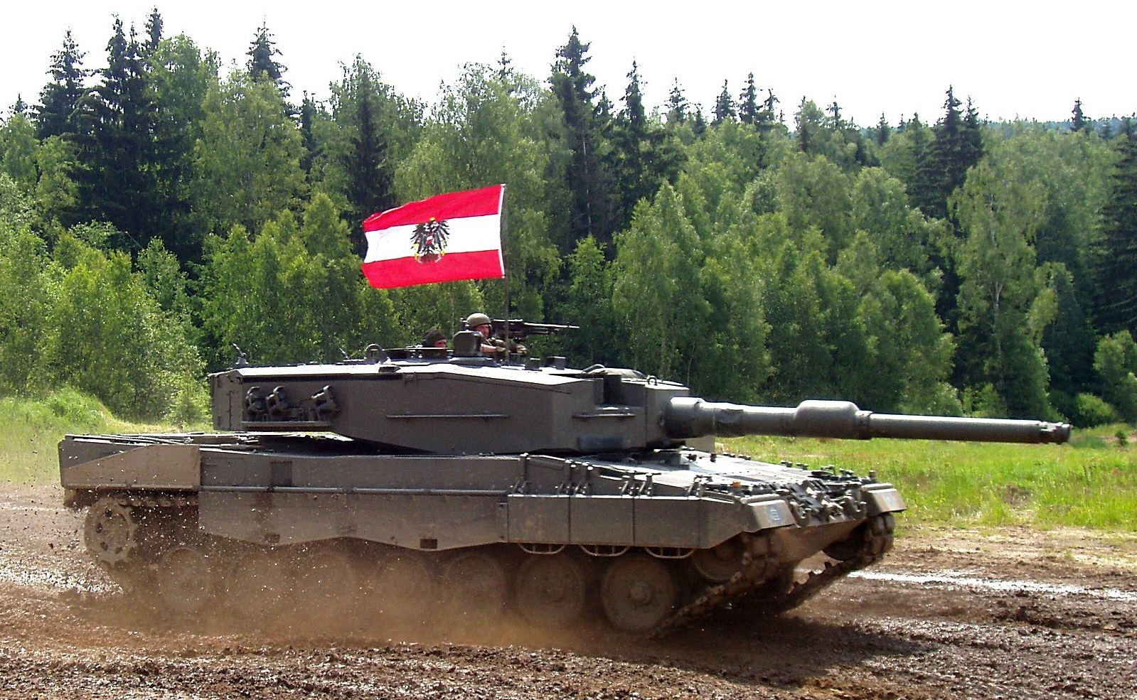 Austria chce zmodernizować czołgi Leopard 2A4 do poziomu A7