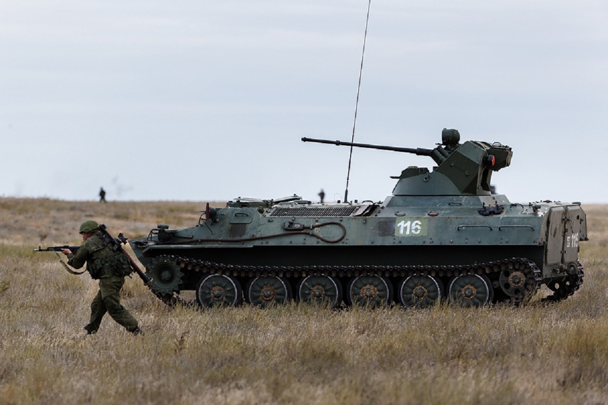 Siły operacji specjalnych zdobyły rzadką hybrydę transporterów opancerzonych MT-LB i BTR-82