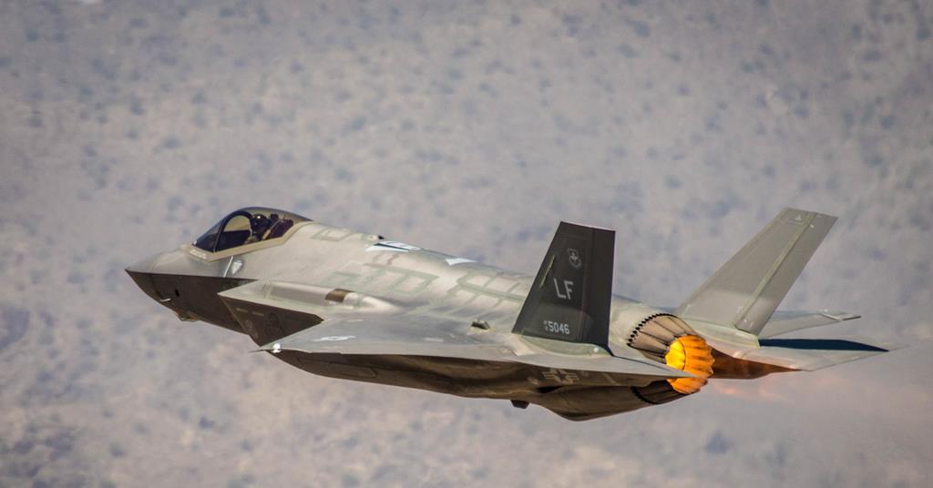Pentagon zmodyfikował wszystkie myśliwce F-35 Lightning II, ale nie znalazł jeszcze przyczyny "rezonansu harmonicznego" w silnikach F135