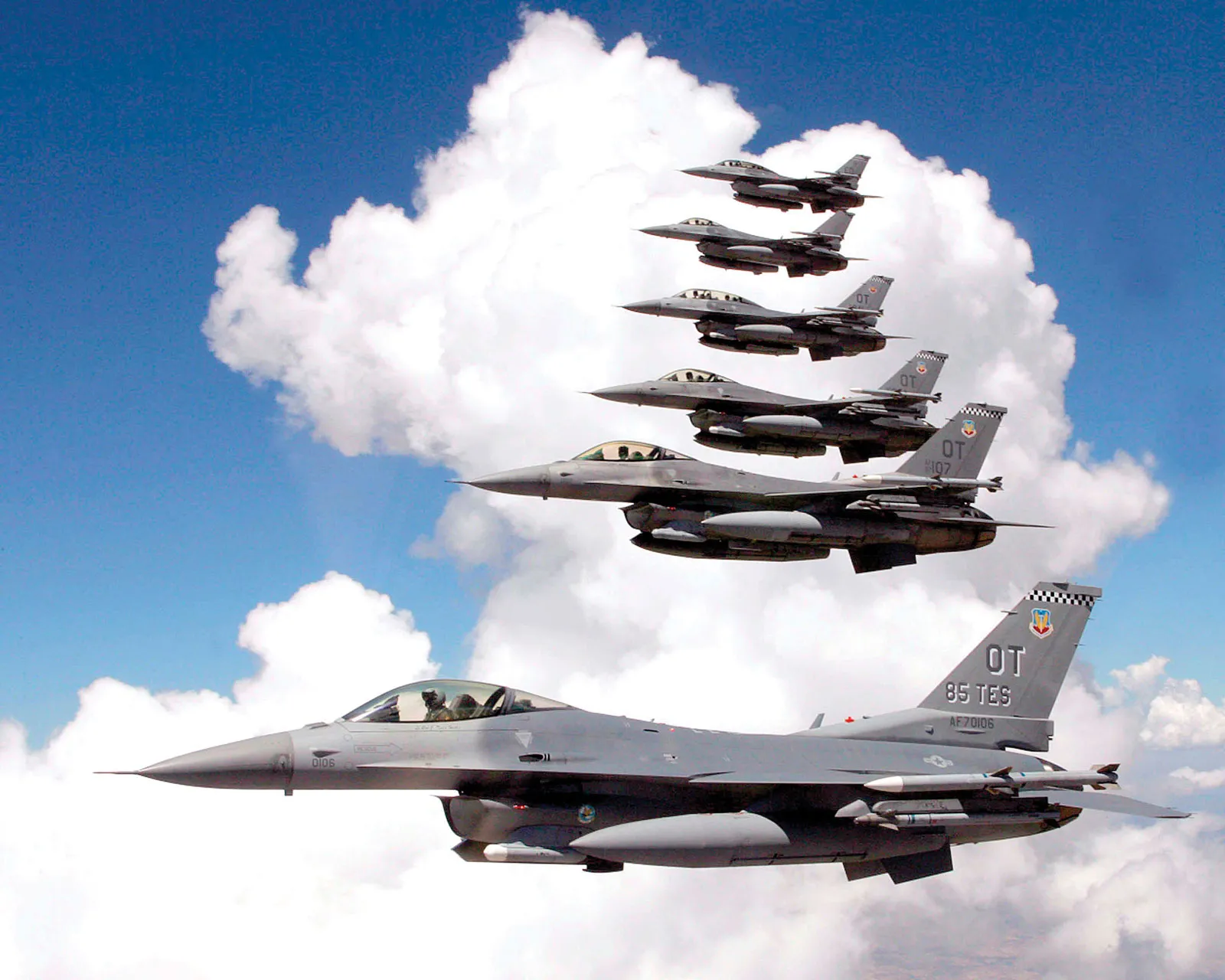 Bułgaria przeznacza 1 300 000 000 USD na zakup dodatkowej partii myśliwców F-16 Fighting Black, które mają zastąpić MiG-29.