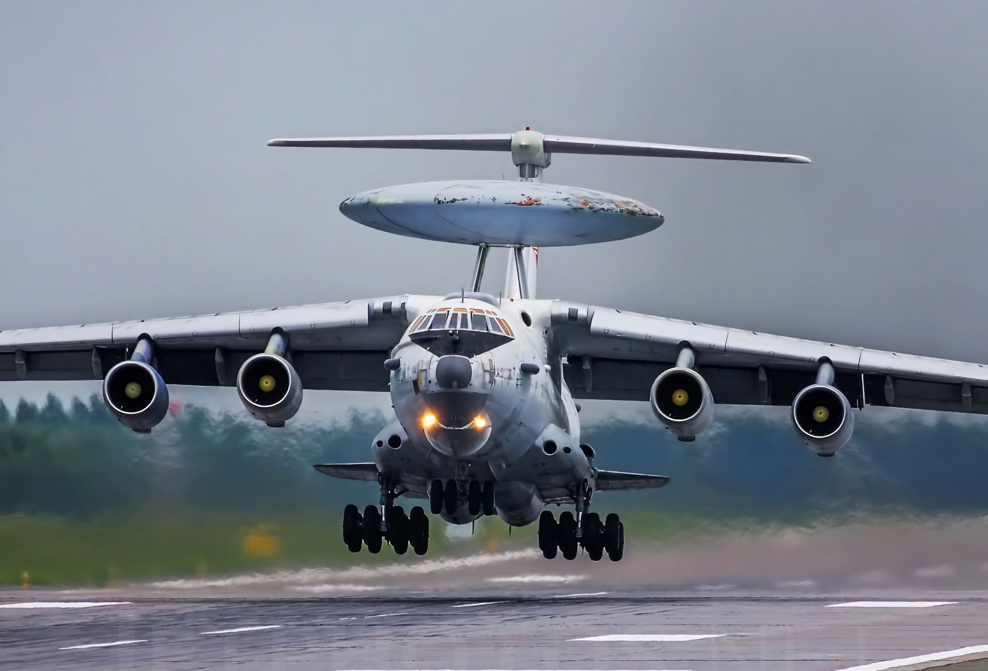 Valery Zaluzhny i ukraińskie siły powietrzne potwierdziły zestrzelenie rosyjskiego samolotu wykrywania i kontroli radarowej dalekiego zasięgu A-50.