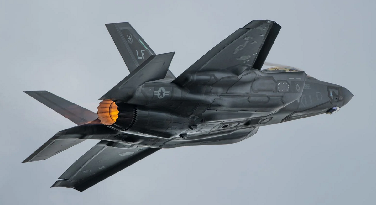 Lockheed Martin dostarczył ponad 45 myśliwców piątej generacji F-35 Lightning II w 2023 roku - a około 50 kolejnych jest w produkcji.
