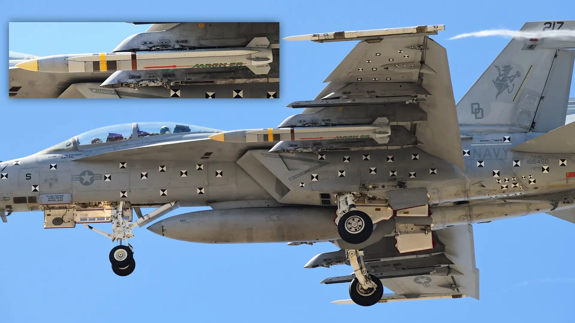 Myśliwce F/A-18F Super Hornet i F-35 Lightning II przetestują pociski AGM-88G nowej generacji