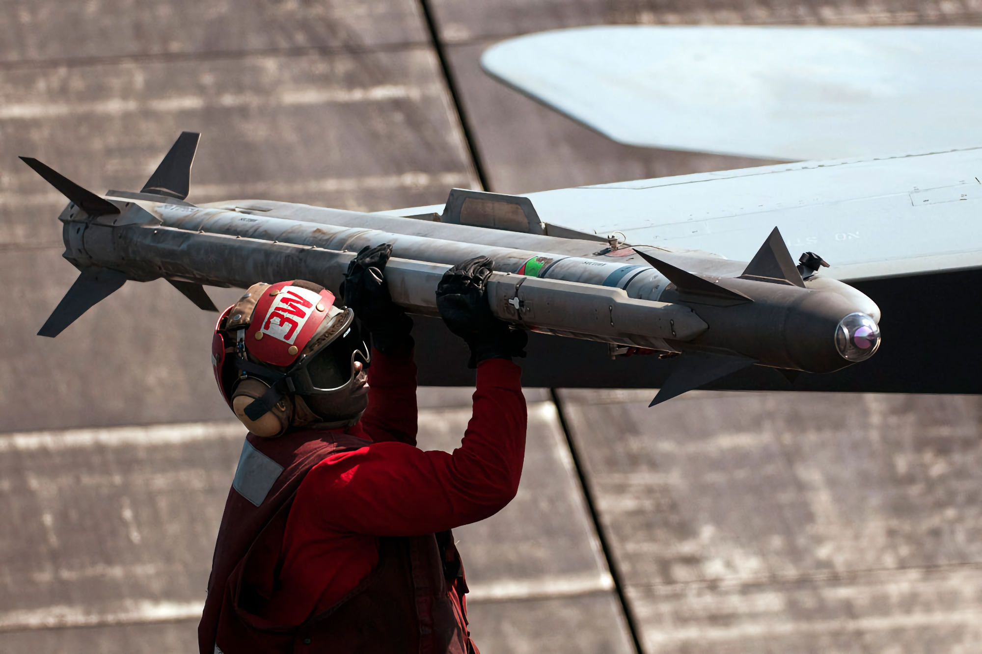 Ukraińskie lotnictwo otrzymuje pociski powietrze-powietrze AlM-9 Sidewinder