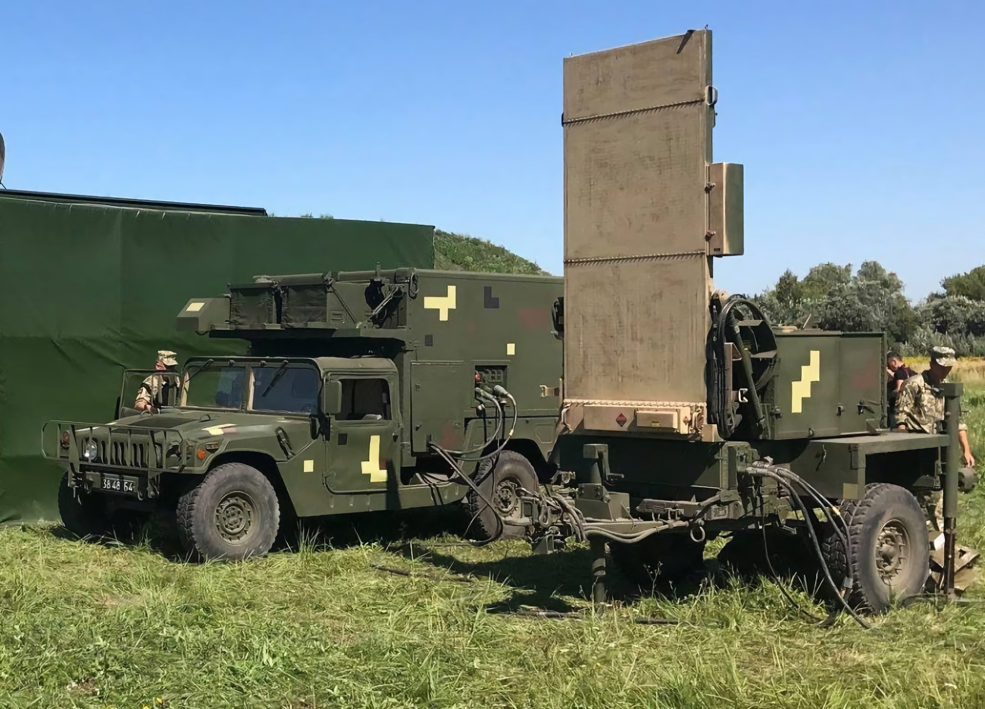 Siły Zbrojne Ukrainy wykorzystują na froncie amerykańskie radary przeciwbateryjne AN/TPQ-36 (wideo)