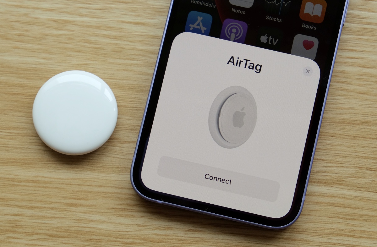 Firma Apple wydała aplikację na urządzenia z systemem Android, która pomoże Ci znaleźć oprogramowanie szpiegujące AirTag. Ale nie bez „ale”