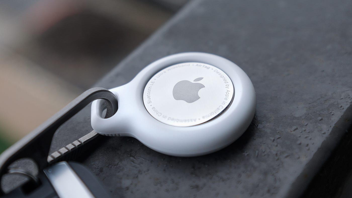Ponad 30 osób pozwało Apple w związku z trackerami AirTag wykorzystywanymi przez stalkerów do ich prześladowania.