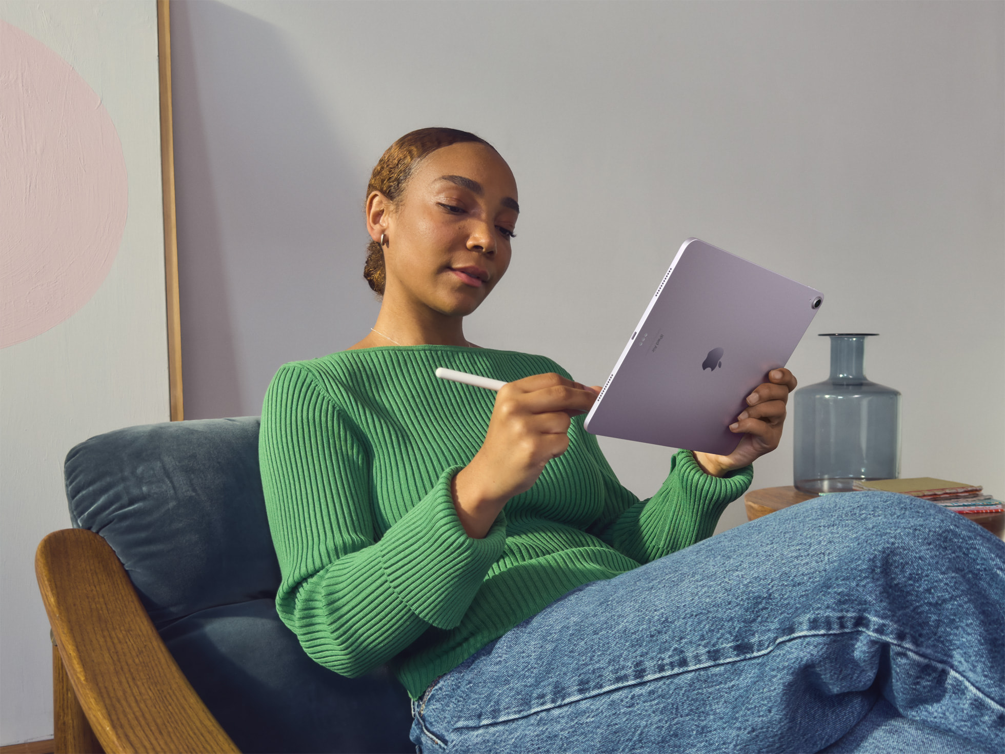Apple zaprezentowało iPada Air 6: rozmiar podobny do iPada Pro, nowy układ aparatu, procesor M2 i cena zaczynająca się od 599 USD