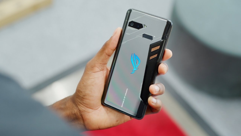 Podobnie jak Razer Phone 2: smartfon do gier Asus ROG Phone 2 otrzyma wyświetlacz o częstotliwości odświeżania 120 Hz