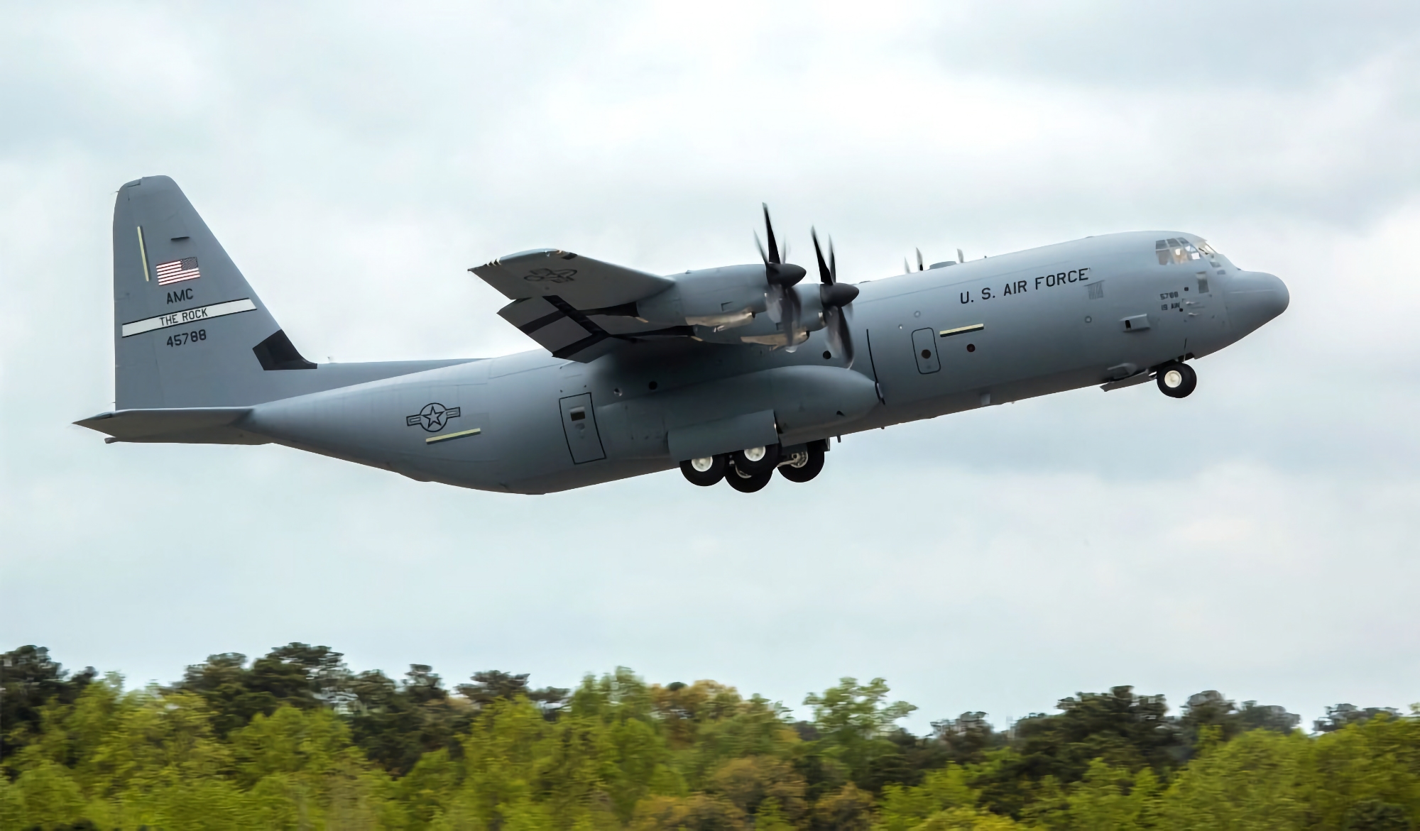 Kontrakt o wartości 390 milionów dolarów: Filipiny kupują wojskowy samolot transportowy C-130 Super Hercules od Lockheed Martin